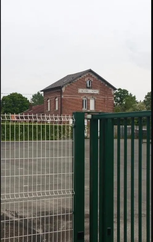Centre village