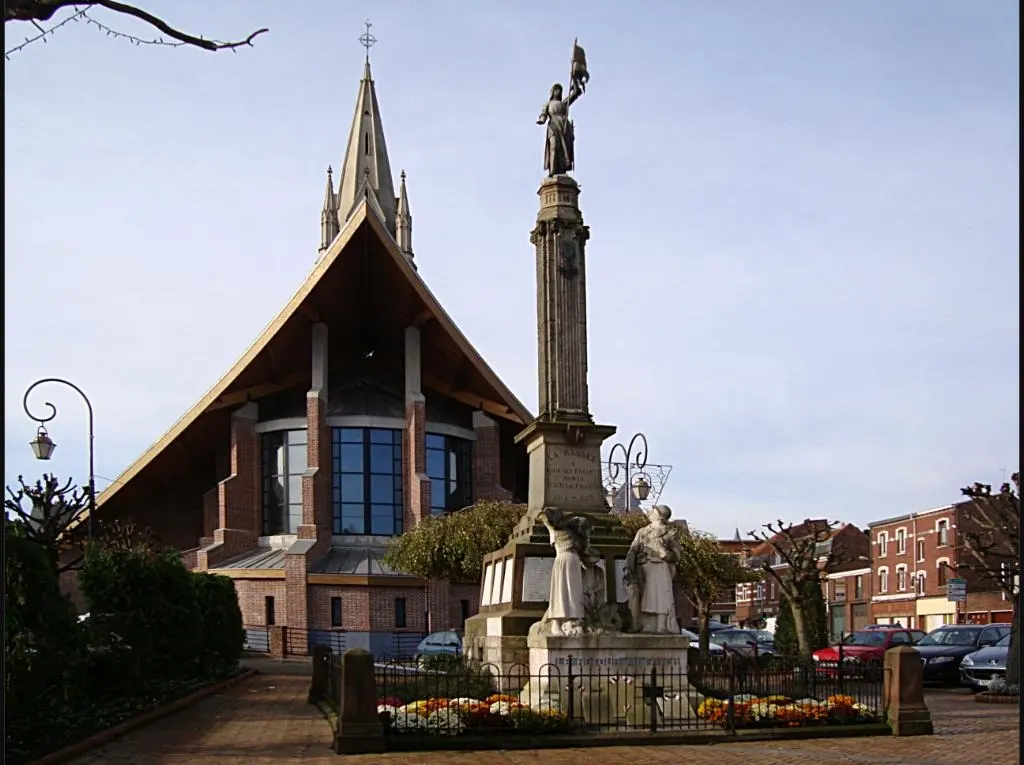 La Bassée monument aux morts