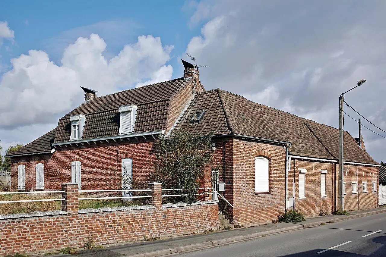 Former farm, Rue de l'Egalité 1, in Salomé.