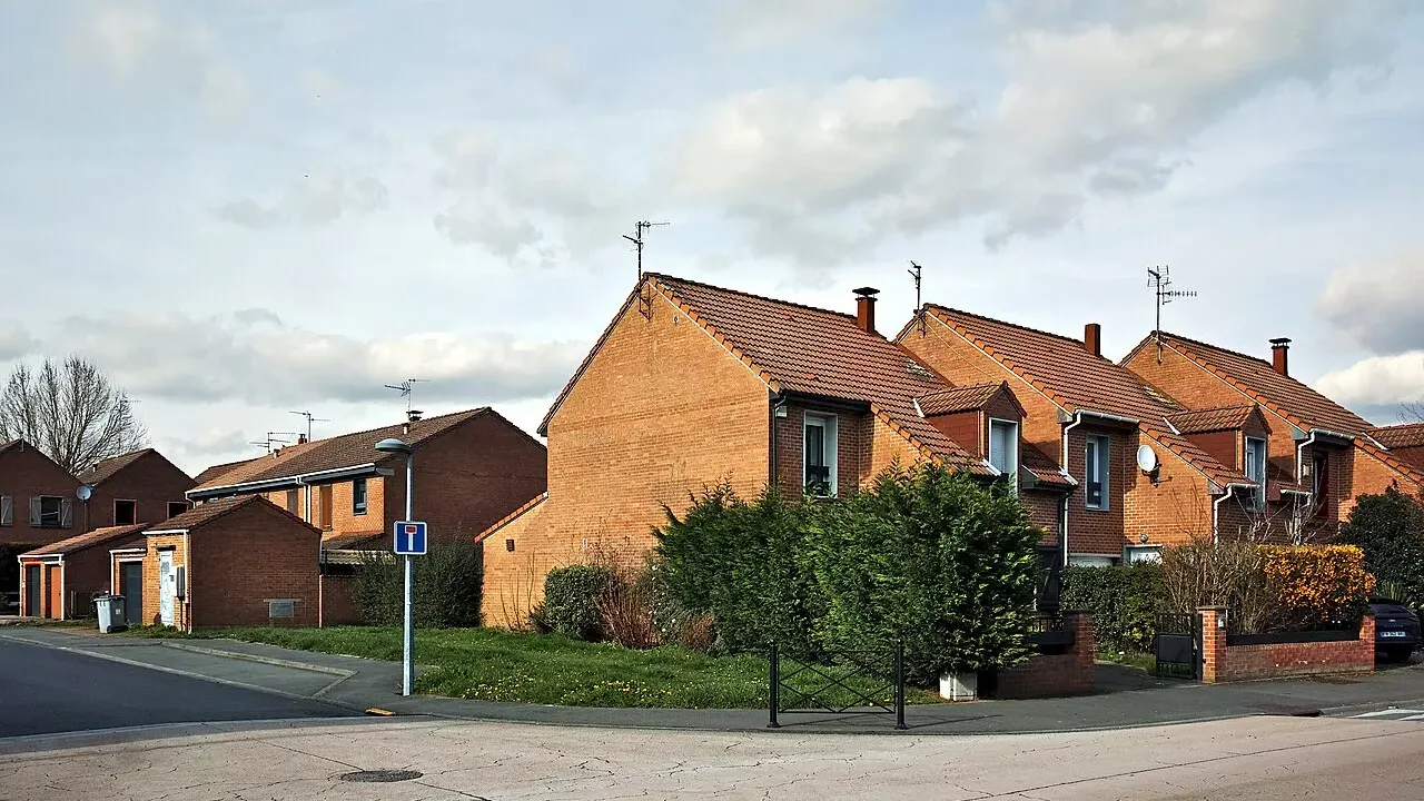 Santes — maisons de la rue Faidherbe, à l’angle du clos des Ormes.