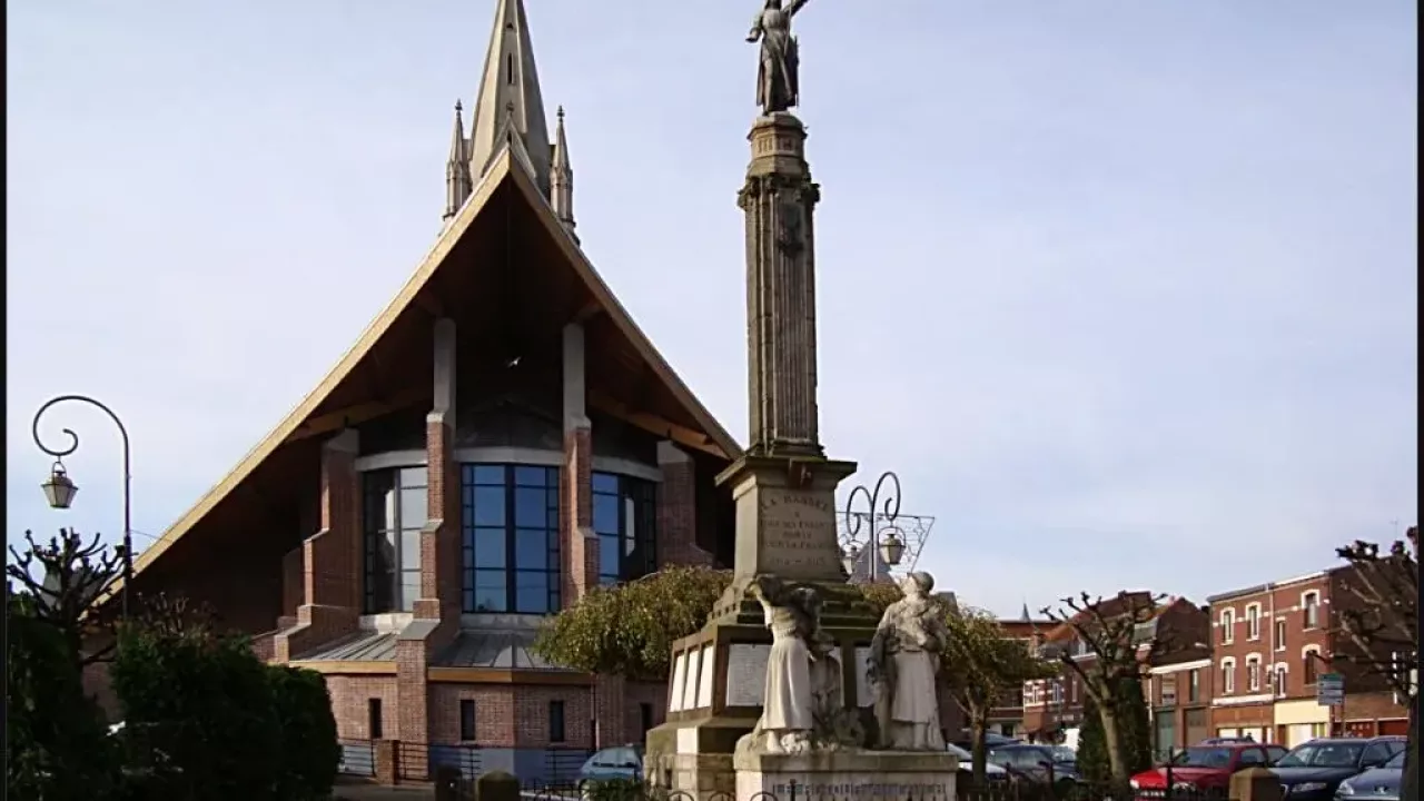 La Bassée — après Septembre Bouge, un loto de municipaux, pas toute la ville.