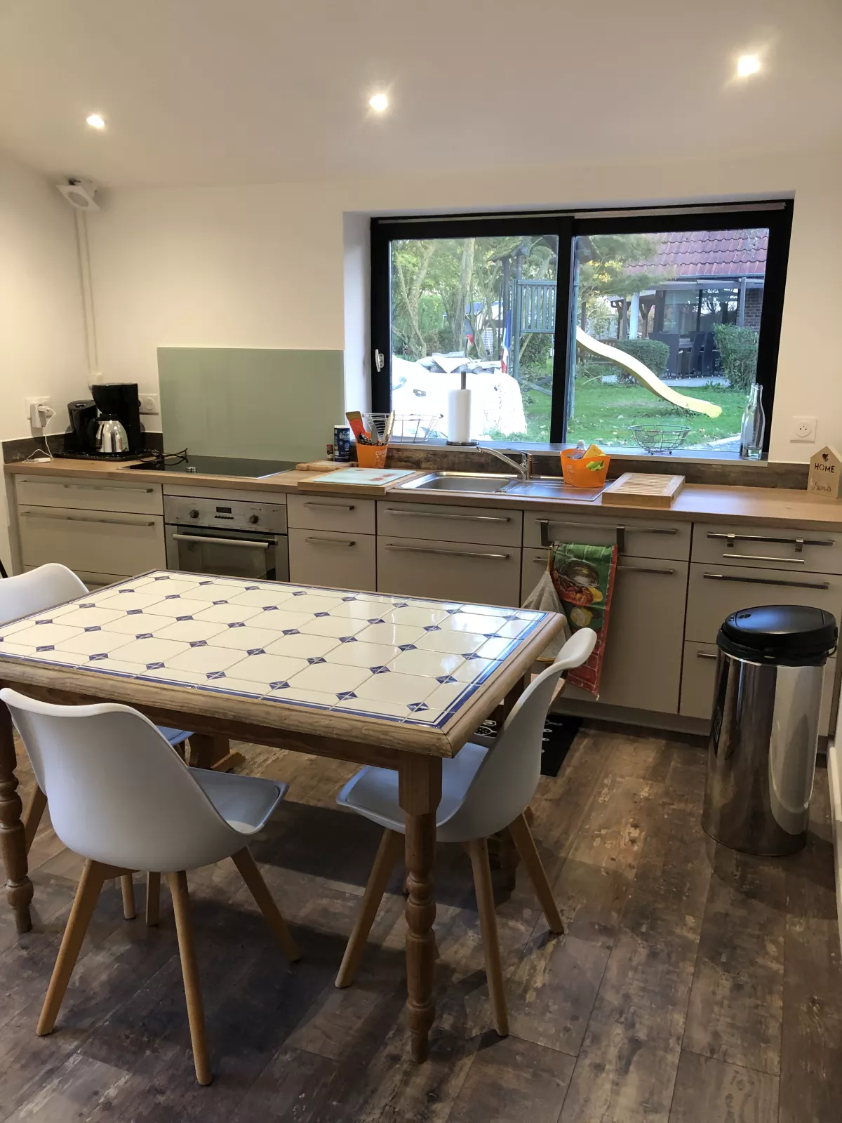 Location chambre d’hôtes, gîte 6 couchages, spa et sauna, salle de massage et de soins du visage.
